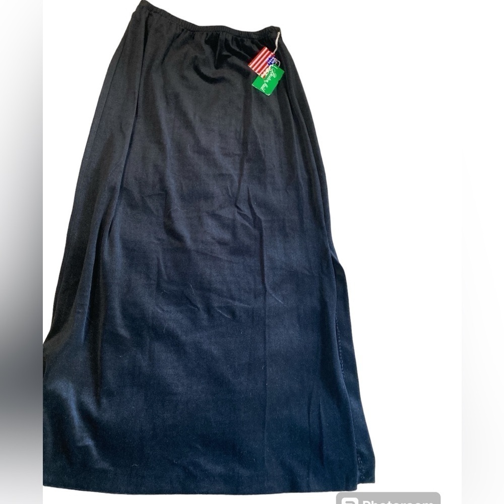 Long black velvet skirt size M